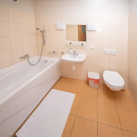 Zawoja1560 Przy Aptece 3*