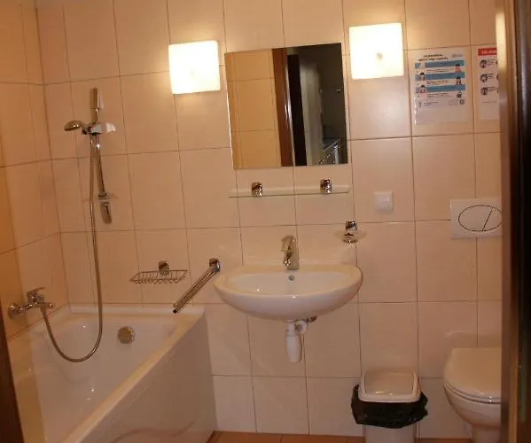 Zawoja1560 Przy Aptece